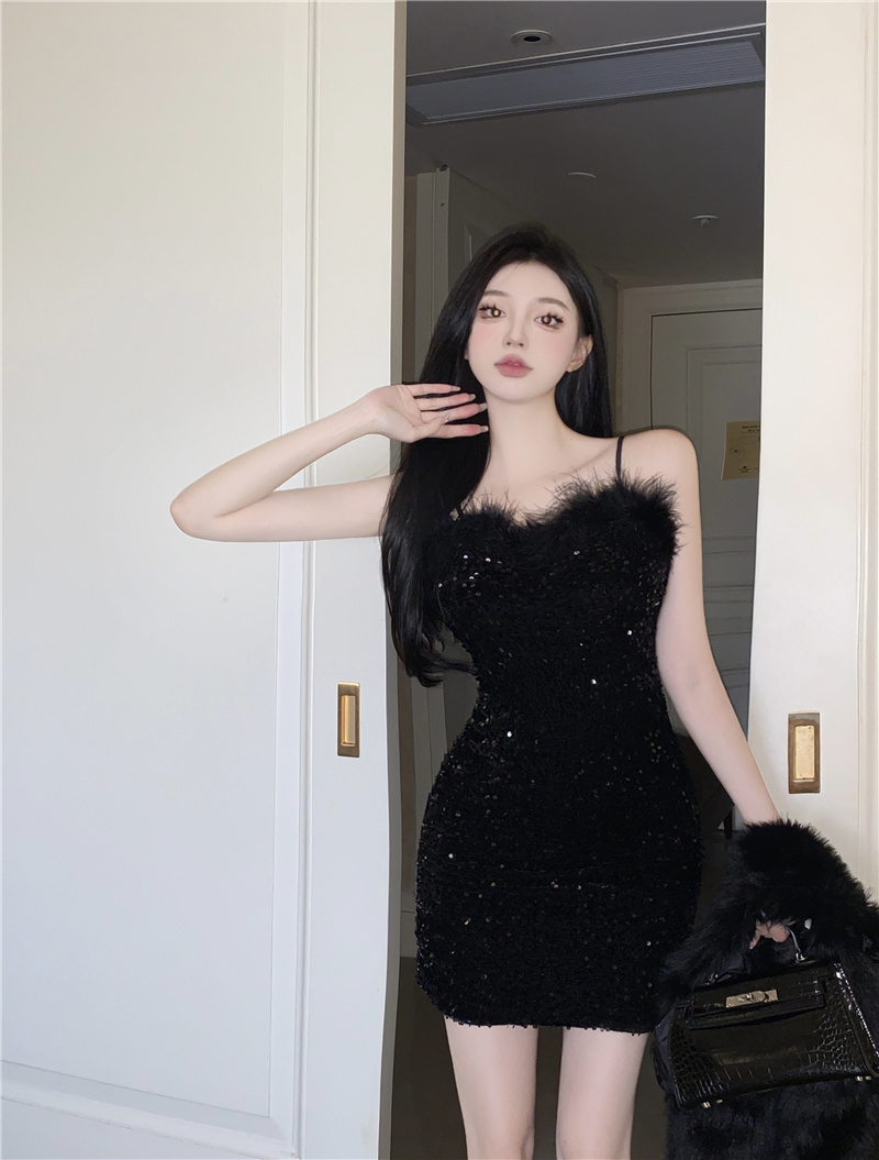 2025 Autumn Ostrich Feather Sequin Bodycon Cami Dress - Image 4