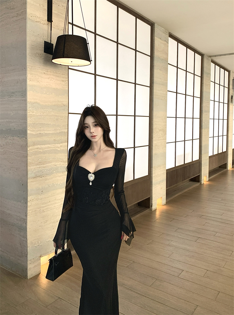2025 Autumn French Style Patchwork Pleated Flared Sleeve Bodycon Mermaid Dress