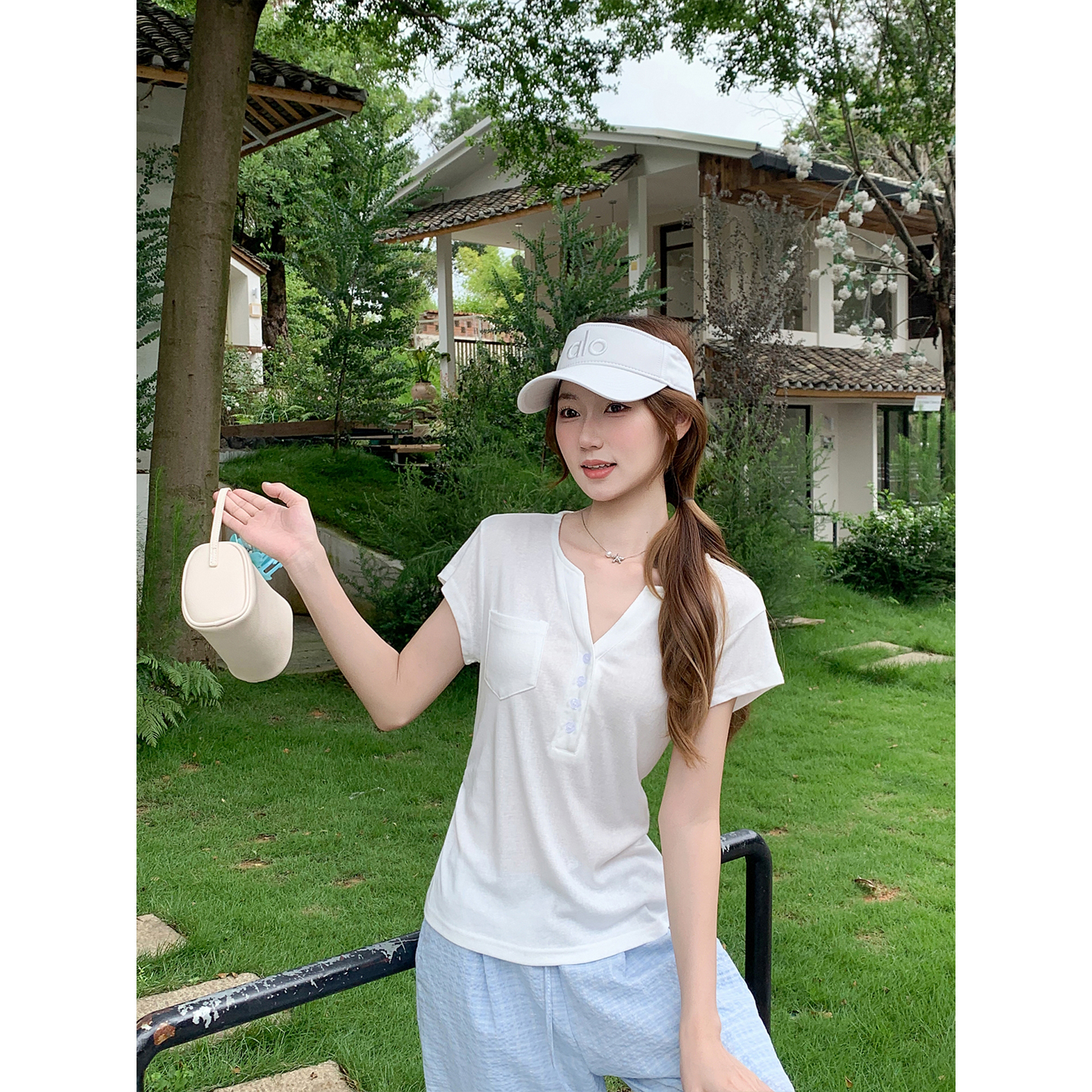 Women's American Retro Half-Open Collar Short Sleeve T-Shirt Summer Slim Fit Top - Image 3