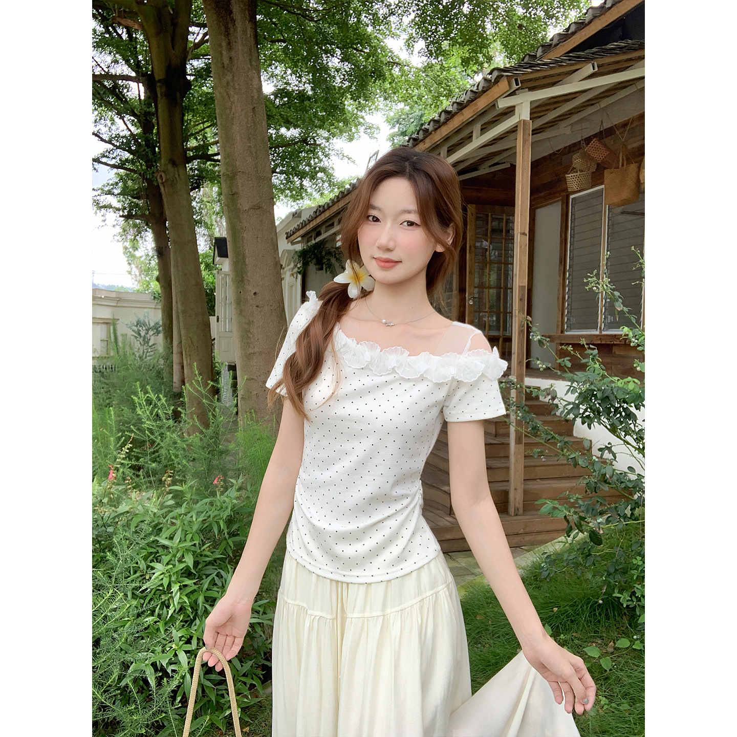 Women's Polka Dot Off-Shoulder Short Sleeve Slim Fit Commuter T-Shirt Summer New Korean Style - Image 4