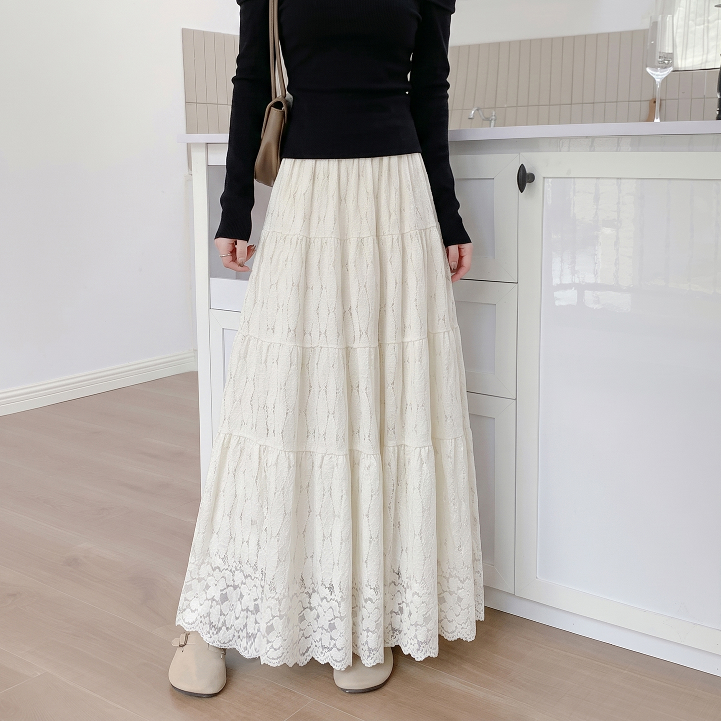 Women's Lace Patchwork White Skirt 2026 Summer High Waist Long Flowy Sweet Princess Ruffle Hem - Image 2