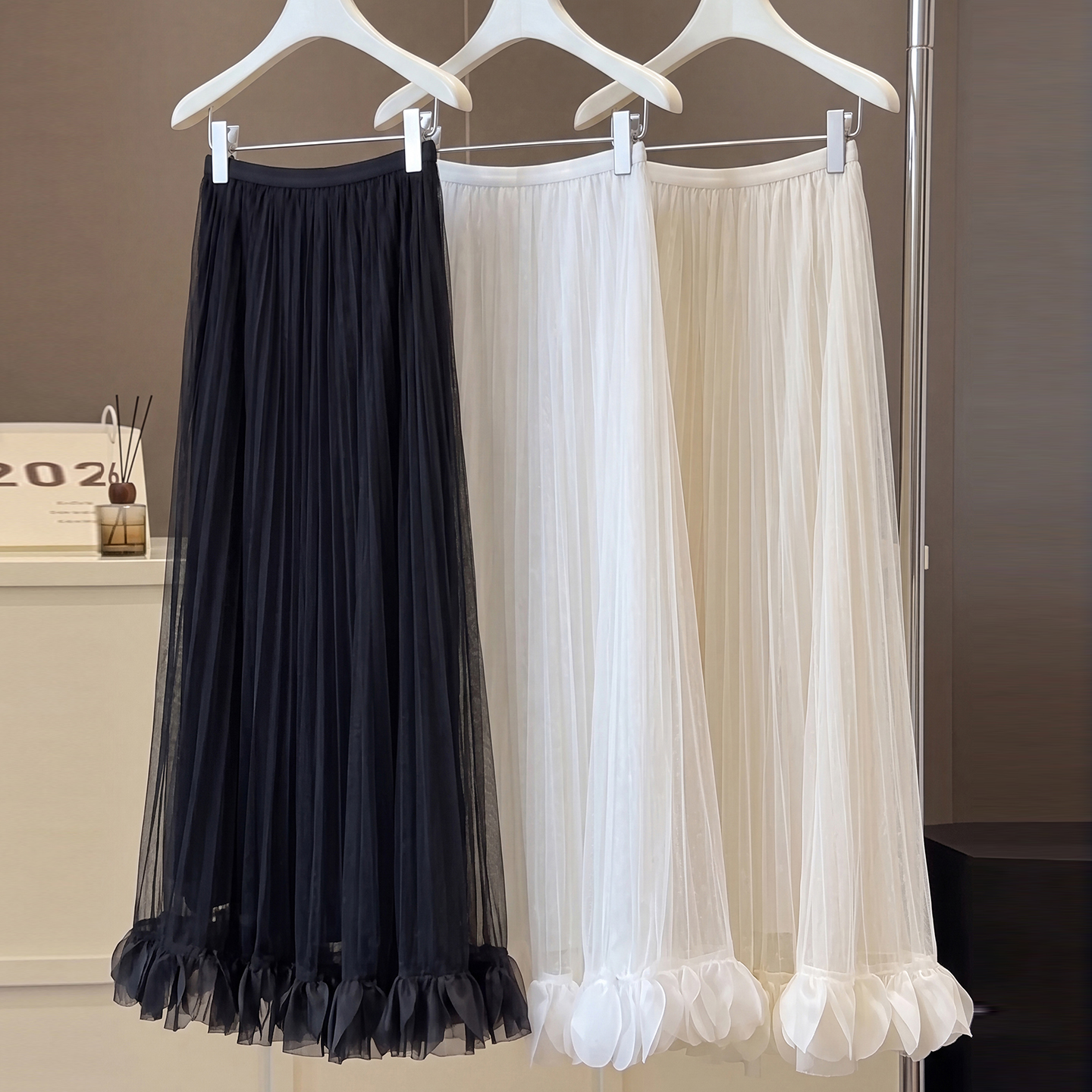 Sweet Mesh A-Line Midi Skirt with Ruffle Trim and Velvet Lining - Image 3