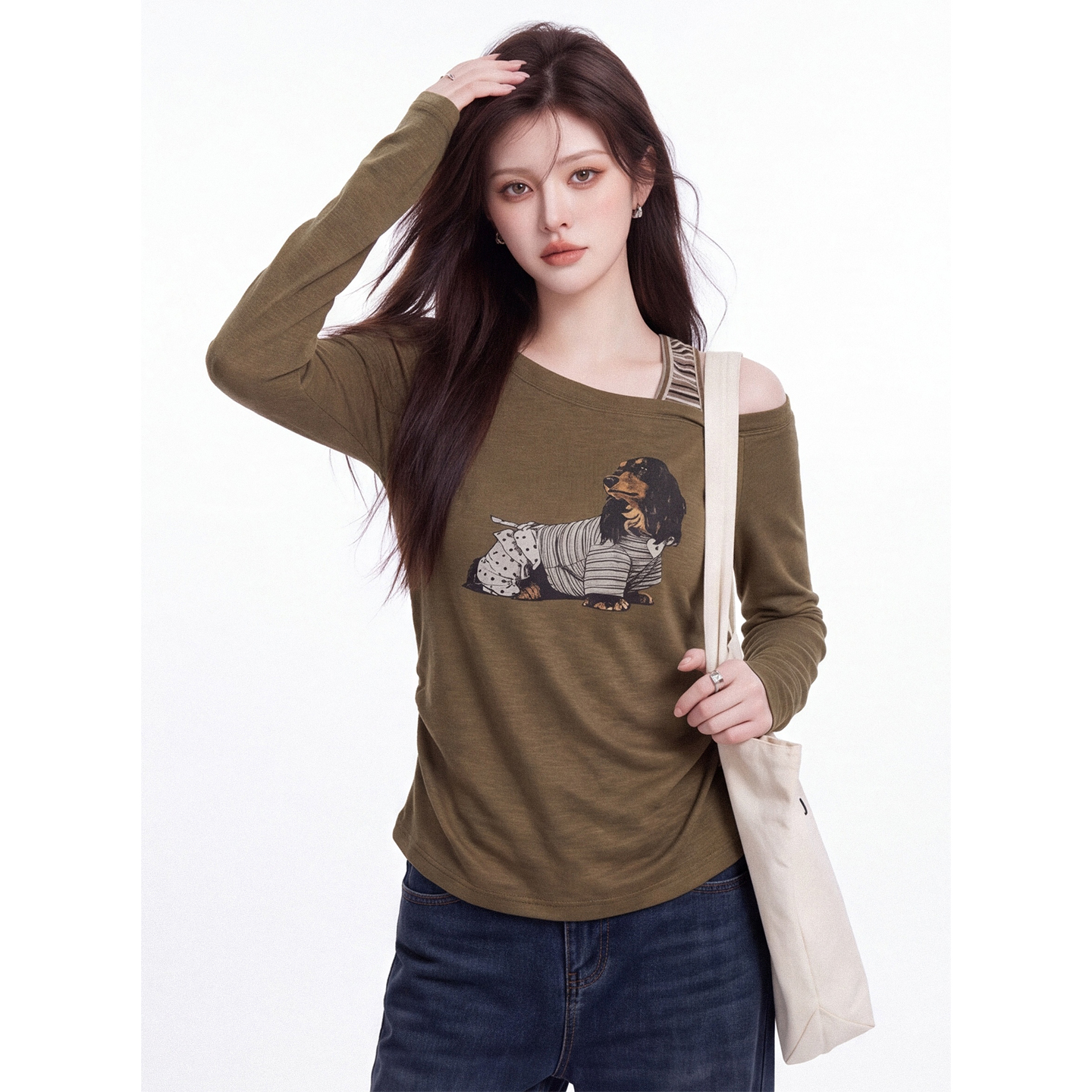 Dachshund Print Slant Neck Off-Shoulder Long Sleeve T-Shirt for Women Autumn New Pure Desire Style Ruched Slim Fit Base Layer Top - Image 4