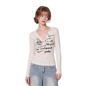Retro Letter Print V-Neck Long Sleeve T-Shirt for Women