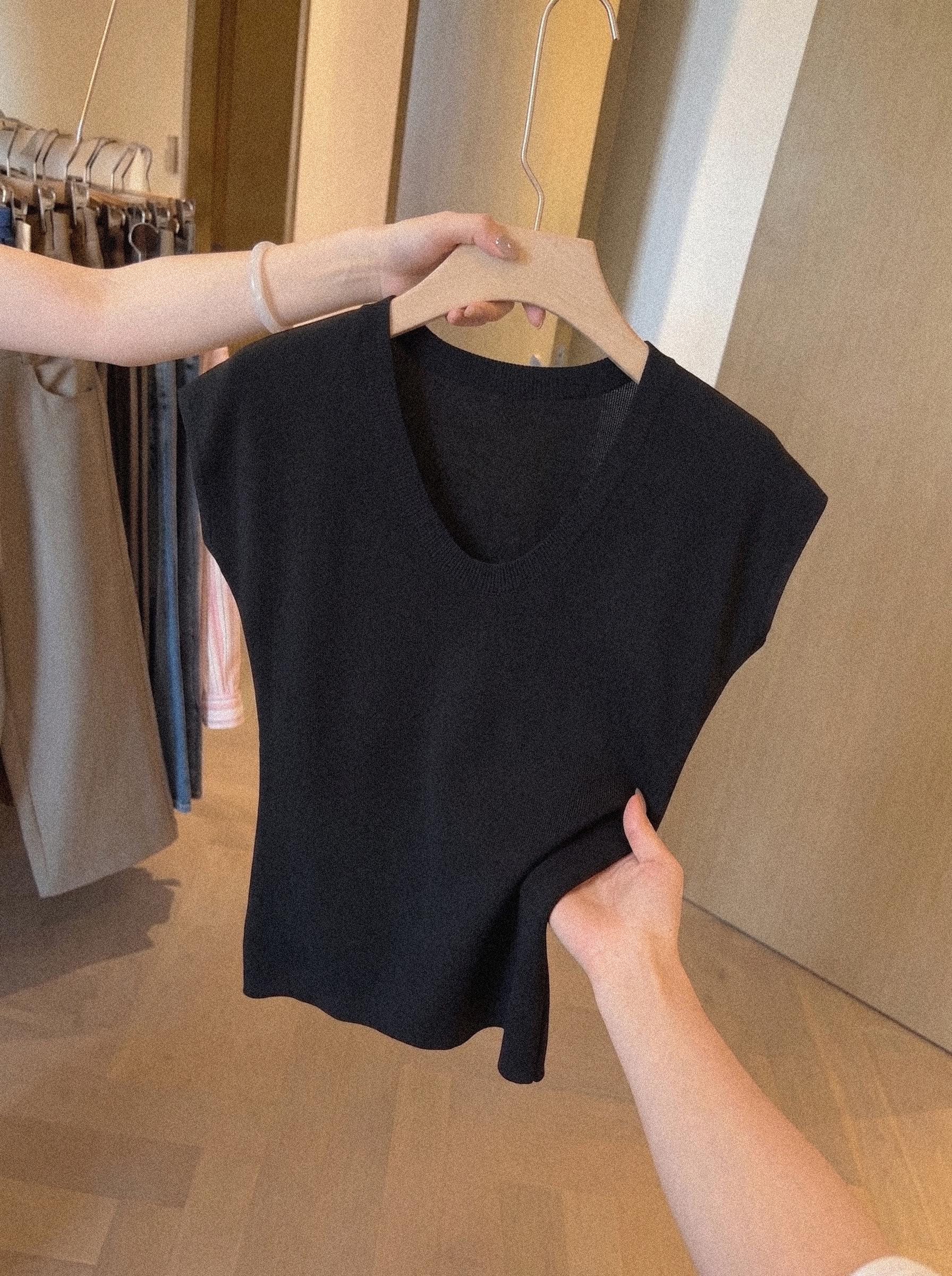 Old Money Style Soft Skin-Friendly Knit Short Sleeve T-Shirt Women Summer Slim Base Layer Top - Image 2