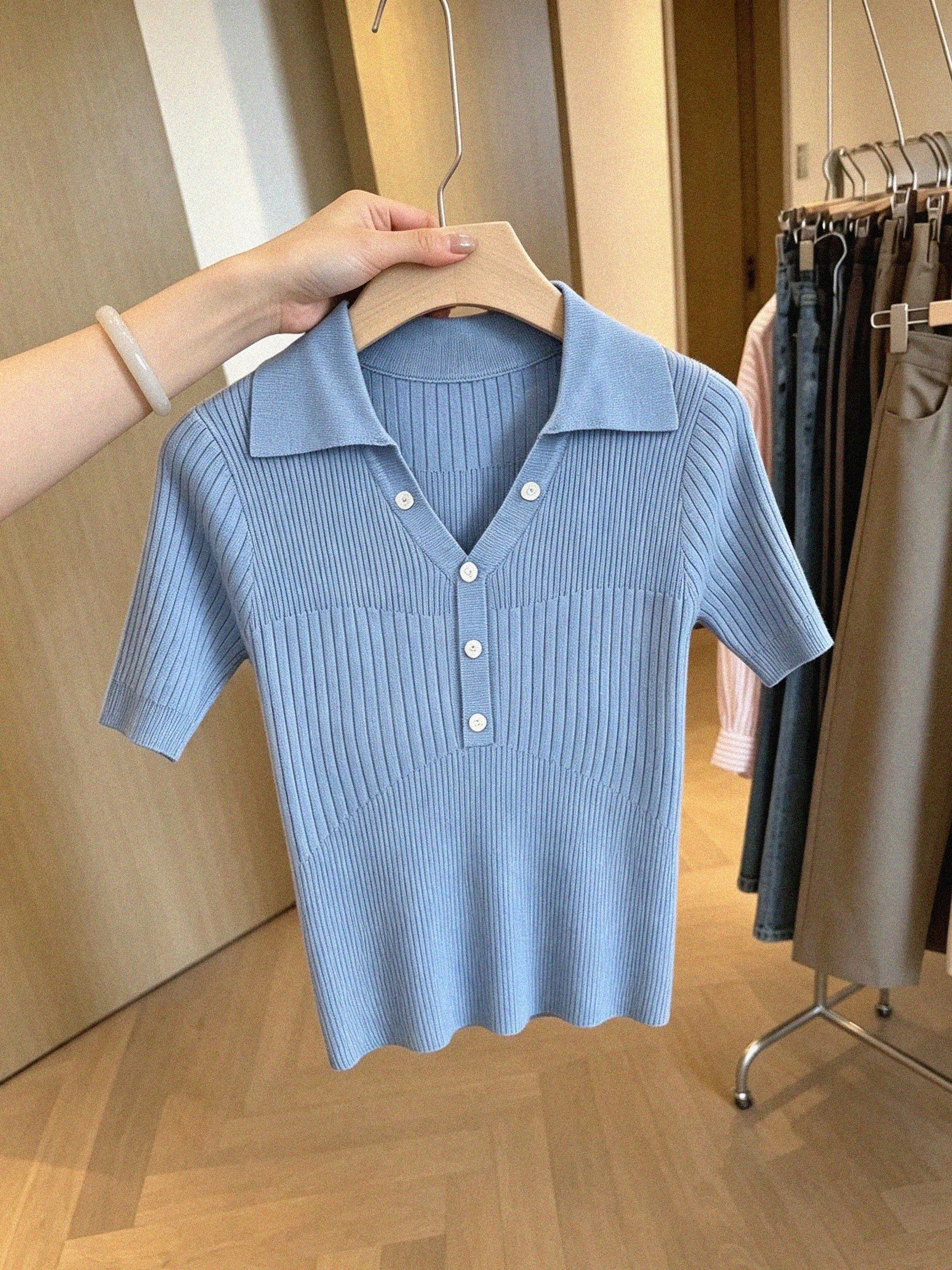 French Blue Polo Collar Short Sleeve Women's Slim Knit Top Summer - Image 4