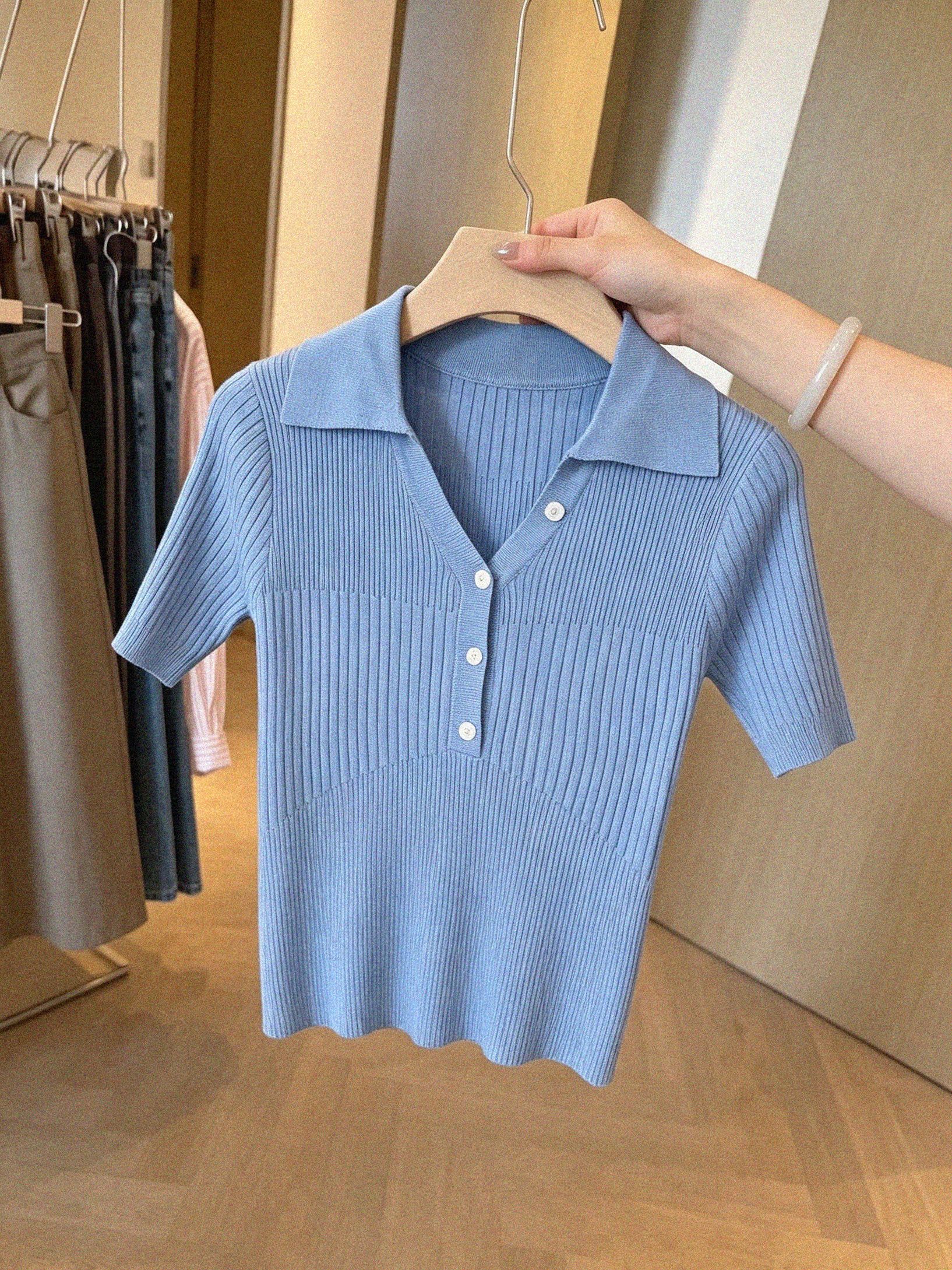 French Blue Polo Collar Short Sleeve Women's Slim Knit Top Summer - Image 3